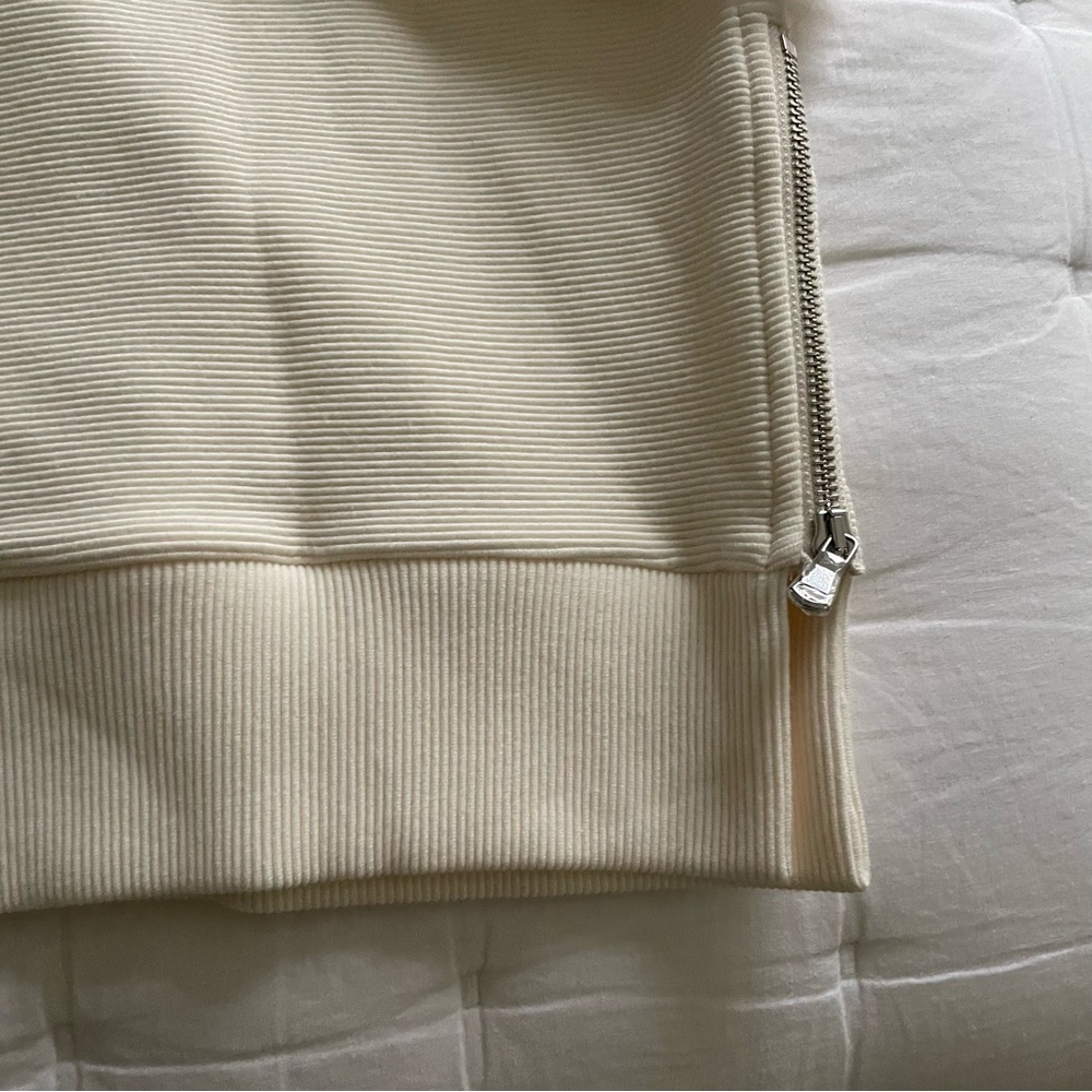 Varley Cleon pullover in Egret cream - Picture 10 of 12